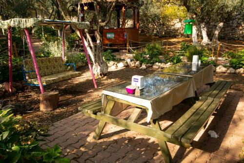 Bed & Breakfast Alpstar Camping & Restaurant