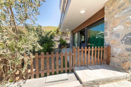 Eclectic Studio Apartment Near Sea In Bodrum