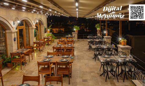Hotel Luxury Cratus Stone Palace