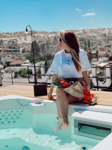 Hotel Luxury Cratus Stone Palace