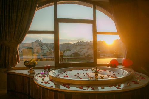 ?ah Saray Cave Suites Halal Hotel