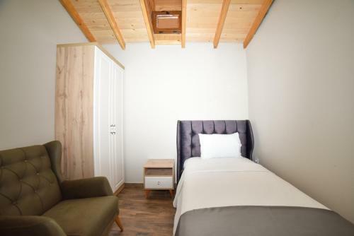 Hotel ?mroz Elia Otel