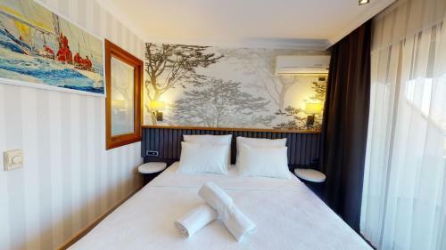 Double Royal Hotel