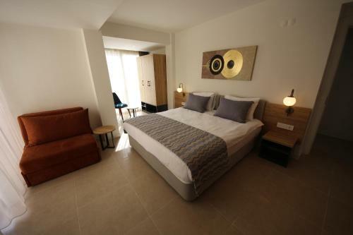Sp?los G�m�ld�r Hotel