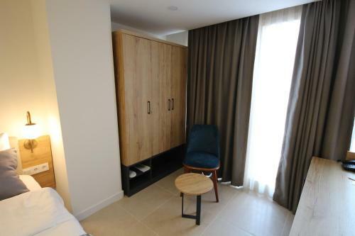 Sp?los G�m�ld�r Hotel