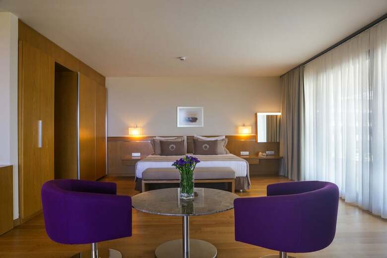 On'live Hotel