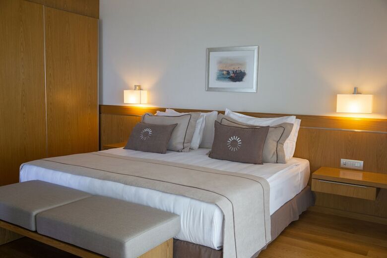 On'live Hotel