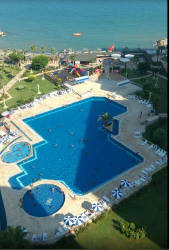 Apartment 100m2 Beachfront Mersin Turkey