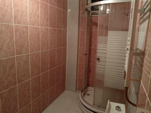 Haci Nevruz Apartlar?