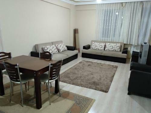 Haci Nevruz Apartlar?
