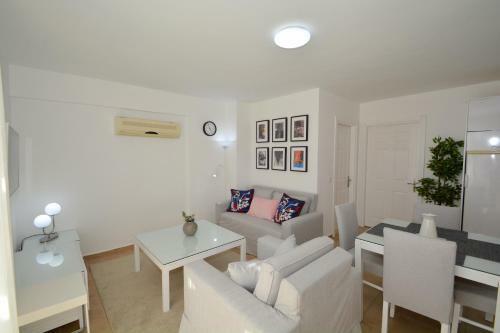 Sea And You Beachfront Apartments