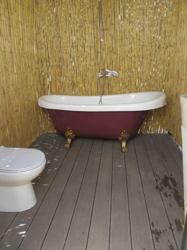 Hotel Azure Wellness Retreat