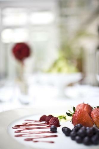 Overcliffe Hotel