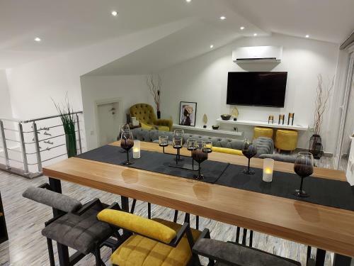 Apartamento Penthouse Duplex "il Girasole Suite"