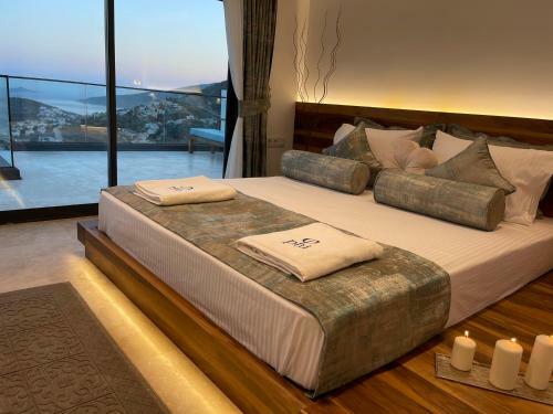 Villa Phi With Heated Indoor Pool