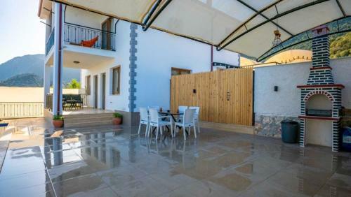 Tanyeri Villa