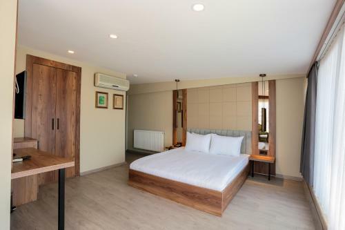 Arach Hotel Harbiye