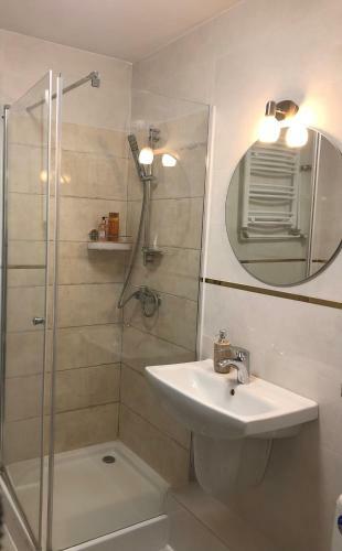 Apartament I?awa