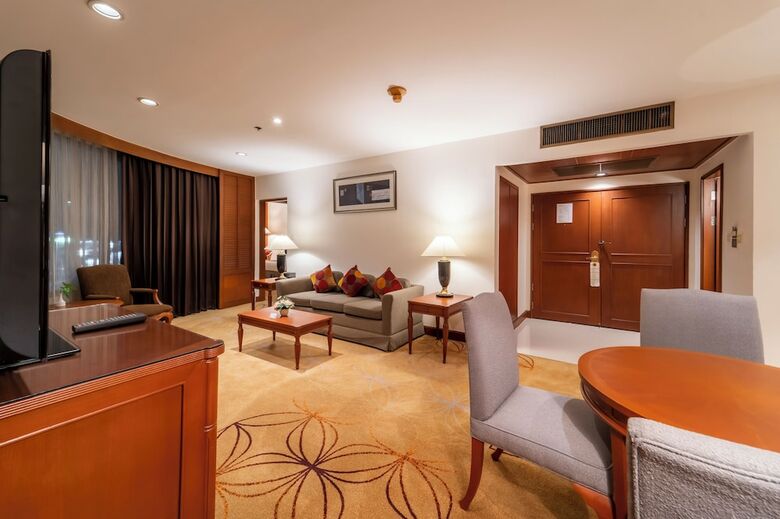 Hotel Century Park