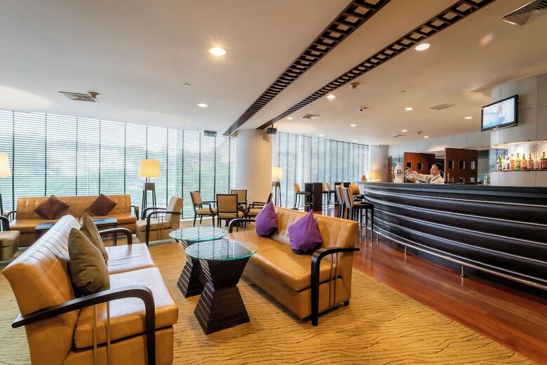 Hotel Century Park