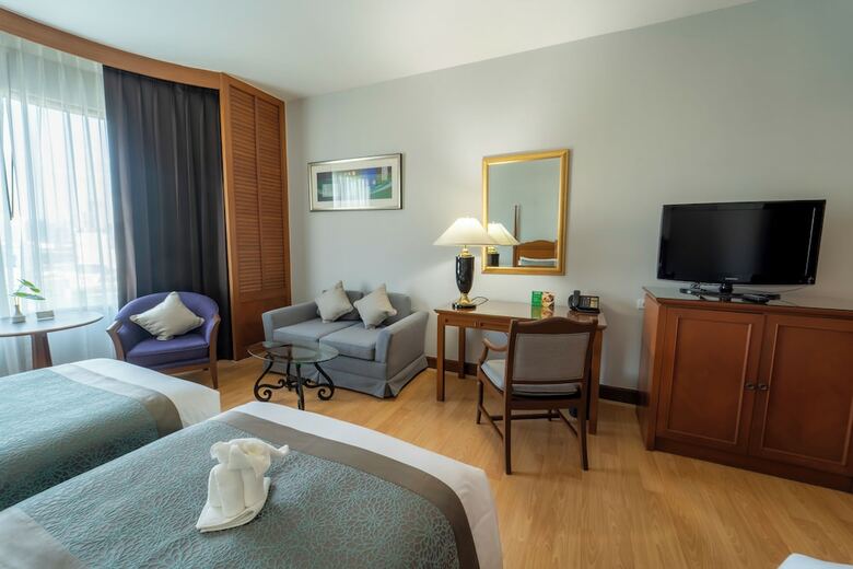Hotel Century Park