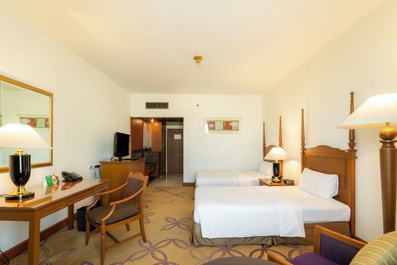 Hotel Century Park