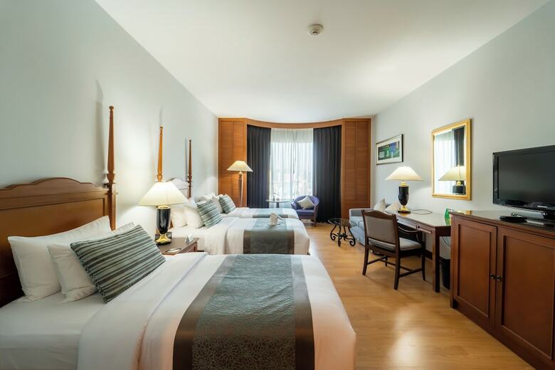 Hotel Century Park