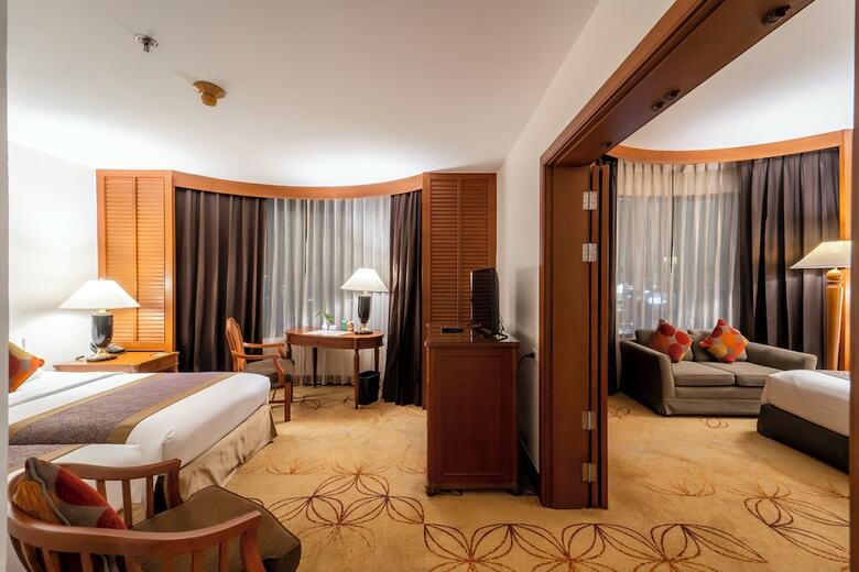 Hotel Century Park
