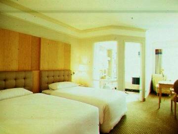 Hotel Miracle Grand Convention