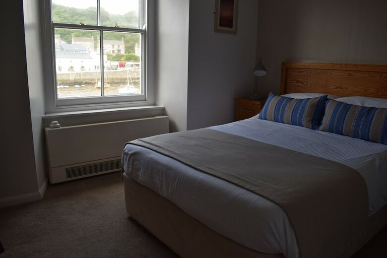 Posada Harbour Inn