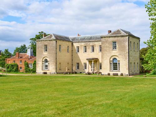 Hotel Hitchin Priory