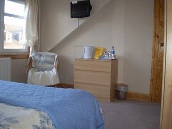 Hostal Turas-mara Guesthouse