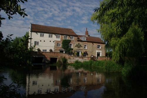 Hostal Sculthorpe Mill