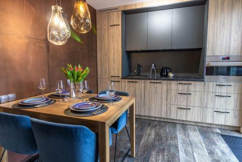 "ku S?o?cu" - Apartamenty - Jastrz?bia G�ra