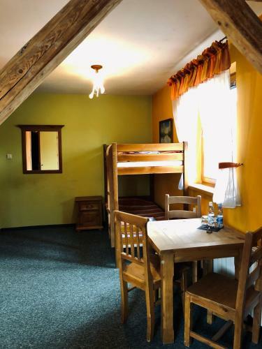 Hotel Karczma M?yn