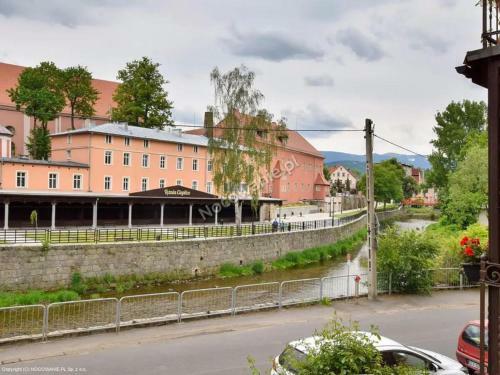 Apartament Przy T??niach
