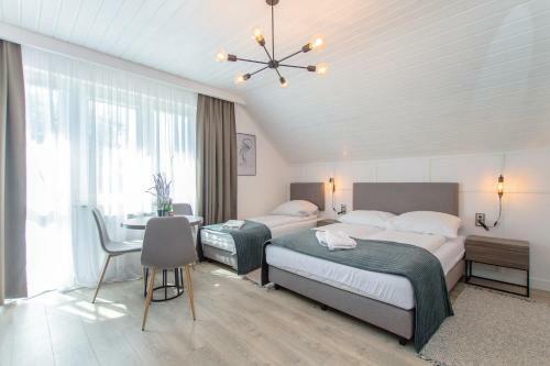 Bed & Breakfast Pokoje Go?cinne Krzy?