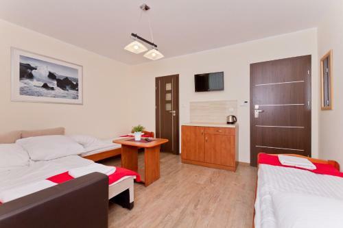 Bed & Breakfast Pokoje Go?cinne Krzy?