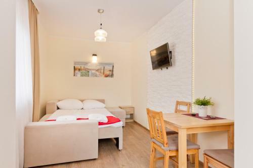 Bed & Breakfast Pokoje Go?cinne Krzy?
