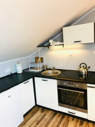 Pokoje I Apartamenty 200 M Do Pla?y