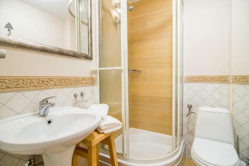 Bed & Breakfast Dom G�reckich Krakowska 23