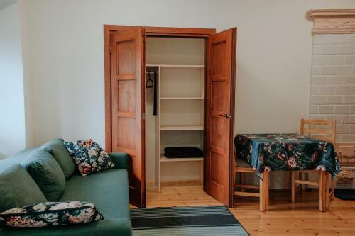 Albergue Zamkowa, Pokoje Go?cinne