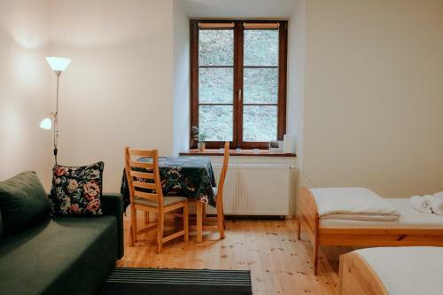 Albergue Zamkowa, Pokoje Go?cinne