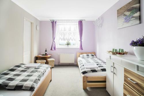 Bed & Breakfast Lawendowy Dworek