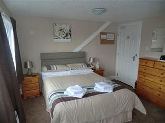 Hostal Heidl Guest House
