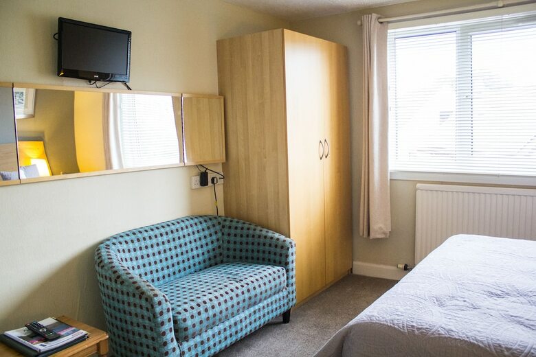 Hostal Hazeldene Guest House