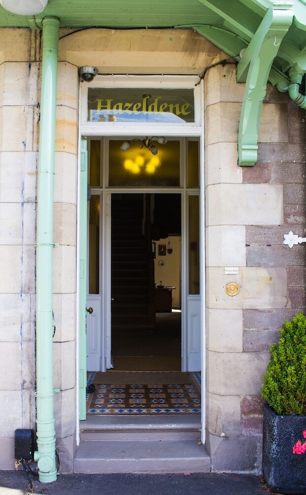 Hostal Hazeldene Guest House