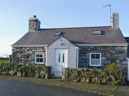 Cyll Y Felin Fawr 1