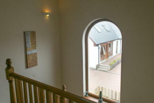 Redwood House B&B