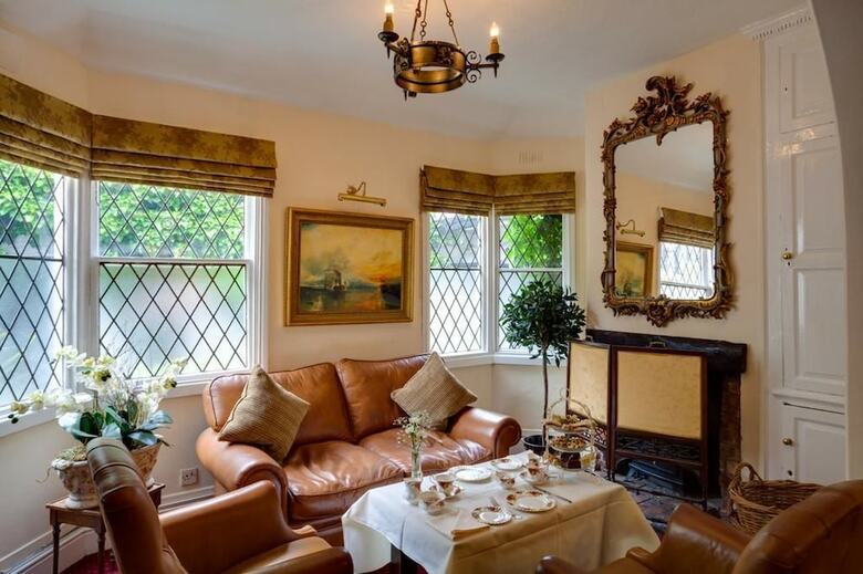 Posada The Saracens Head Hotel